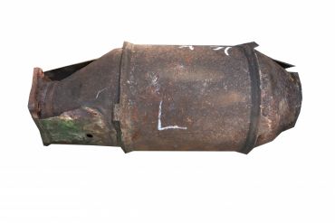 Викуп каталізатора 4A0131701BJ 4A0178C Марка автомобіля Audi|Volkswagen     Вставка каталізатора Кераміка Тип палива Бензин