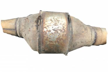 Викуп каталізатора 6K013701AC Марка автомобіля Audi|Volkswagen     Вставка каталізатора Кераміка Тип палива Бензин