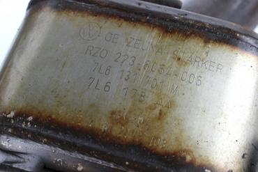 Викуп каталізатора 7L6131701M 7L6178AA RZ0 / 2238064006 Марка автомобіля Audi|Volkswagen     Вставка каталізатора Кераміка Тип палива Бензин