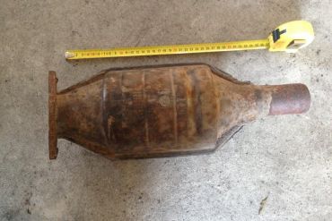 Викуп каталізатора 46468233 46478898 Марка автомобіля Alfa Romeo|Fiat|Lancia Модель автомобіля Fiat Fiorino 1.7|Fiat Strada 178   Вставка каталізатора Кераміка Тип палива Бензин