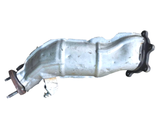 Викуп каталізатора JF0E7 Марка автомобіля Nissan Модель автомобіля Nissan Skyline GTR Рік автомобіля 2008 Вставка каталізатора Кераміка Тип палива Бензин