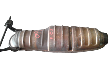 Викуп каталізатора 8670220 2351 / 02W035 / 02W144 Марка автомобіля Volvo     Вставка каталізатора Кераміка Тип палива Бензин