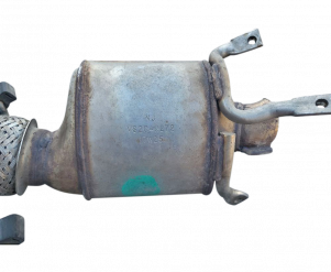 Викуп каталізатора VS2049272 NJ/07W17 Марка автомобіля Volvo     Вставка каталізатора Кераміка Тип палива Бензин