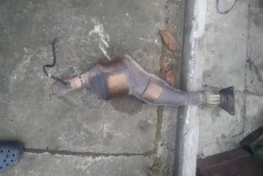 Викуп каталізатора C 144 8200023535 Eberspächer Марка автомобіля Renault Модель автомобіля Renault Laguna II - 2.0   Вставка каталізатора Кераміка Тип палива Бензин Каталітична марка Eberspächer