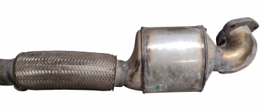 Викуп каталізатора VS20493014 NJ / 02W31 Марка автомобіля Volvo     Вставка каталізатора Кераміка Тип палива Бензин