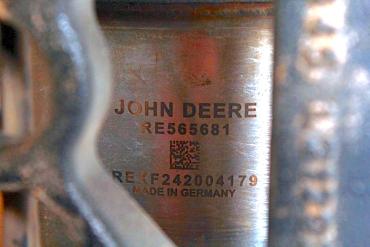 Викуп каталізатора RE565681 REXF242004179 John Deere Марка автомобіля John Deere     Вставка каталізатора Сажовий фільтр (DPF) Тип палива Дизель Каталітична марка John Deere