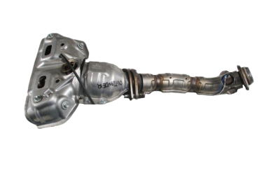 Викуп каталізатора AEE Марка автомобіля Mitsubishi Модель автомобіля Mitsubishi Outlander 2.0 Рік автомобіля 2014|2015|2016 Вставка каталізатора Кераміка Тип палива Бензин