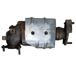 Викуп каталізатора DT Марка автомобіля Mitsubishi Модель автомобіля Mitsubishi Eclipse GT Рік автомобіля 2003 Вставка каталізатора Кераміка Тип палива Бензин