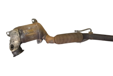 Викуп каталізатора 5QX178AA 2QB131701A Марка автомобіля Volkswagen     Вставка каталізатора Кераміка Тип палива Бензин