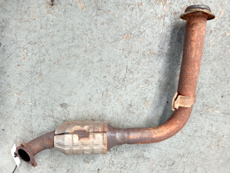 Викуп каталізатора UB Марка автомобіля Mitsubishi Модель автомобіля Mitsubishi Pajero IV 3.2 DID   Вставка каталізатора Кераміка Тип палива Бензин