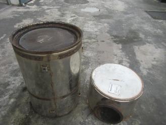 Викуп каталізатора 21955367 / 21900605 15174 Марка автомобіля Volvo     Вставка каталізатора Кераміка Тип палива Бензин