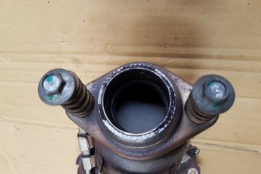 Викуп каталізатора 1HF--- Series 1HFAFA / 1HFALB / 1HFCG6 / 1HFFM5 / 1HFGBF Марка автомобіля Nissan Модель автомобіля Nissan Micra 1.2 - K13   Вставка каталізатора Кераміка Тип палива Бензин