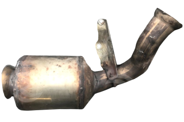 Викуп каталізатора KT 1145 A2104901036 Марка автомобіля Mercedes Benz Модель автомобіля Mercedes Benz E-Class W210 - 2.2 CDI   Вставка каталізатора Кераміка Тип палива Бензин