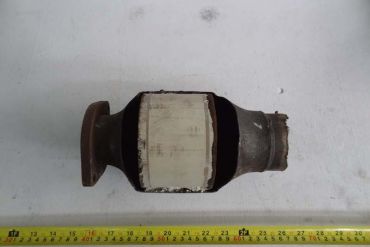 Викуп каталізатора 8658751 4011720003 Марка автомобіля Volvo     Вставка каталізатора Кераміка Тип палива Бензин