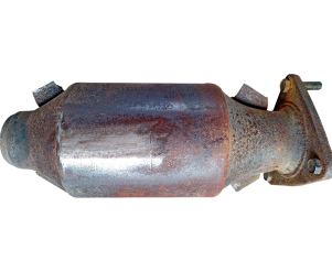 Викуп каталізатора 201295EN 0.4 Марка автомобіля Mazda     Вставка каталізатора Кераміка Тип палива Бензин