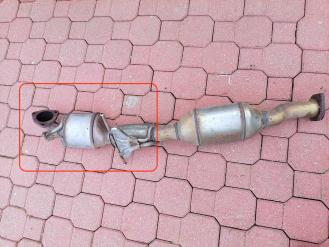 Викуп каталізатора VS17263010 NJ / 01W43 Марка автомобіля Volvo     Вставка каталізатора Кераміка Тип палива Бензин