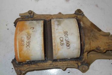 Викуп каталізатора 279814110107 Марка автомобіля Tata     Вставка каталізатора Кераміка Тип палива Бензин