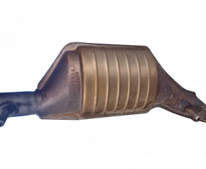 Викуп каталізатора ESR3738A K6010603 Марка автомобіля Land Rover     Вставка каталізатора Кераміка Тип палива Бензин