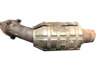 Викуп каталізатора AAM Марка автомобіля Mitsubishi Модель автомобіля Mitsubishi Pajero V90 3.2 DID   Вставка каталізатора Кераміка Тип палива Бензин