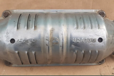 Викуп каталізатора U2A130 Марка автомобіля Hyundai|Kia Модель автомобіля Kia Cerato 1.6 CRDi   Вставка каталізатора Кераміка Тип палива Бензин