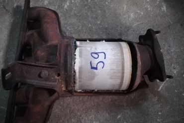 Викуп каталізатора 2D066 M0F Марка автомобіля Volvo     Вставка каталізатора Кераміка Тип палива Бензин