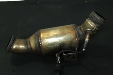 Викуп каталізатора KT 1214 A2044906914 Arvin Meritor Марка автомобіля Mercedes Benz Модель автомобіля Mercedes Benz C-Class C320 CDI W204   Вставка каталізатора Кераміка Тип палива Бензин Каталітична марка Arvin Meritor