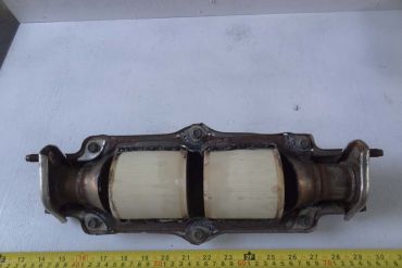 Викуп каталізатора 844-C04 HANDLE Марка автомобіля Suzuki     Вставка каталізатора Кераміка Тип палива Бензин