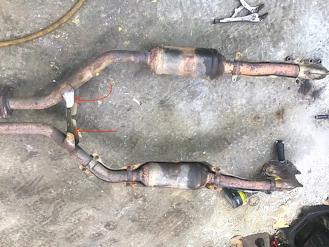 Викуп каталізатора FCA11 Марка автомобіля Subaru Модель автомобіля Subaru Outback 3.6 Рік автомобіля 2010 Вставка каталізатора Кераміка Тип палива Бензин