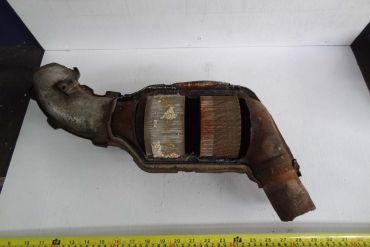 Викуп каталізатора 8611 Марка автомобіля Subaru     Вставка каталізатора Кераміка Тип палива Бензин