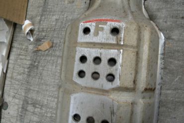 Викуп каталізатора GY04 GY04 #### Марка автомобіля Mazda     Вставка каталізатора Кераміка Тип палива Бензин