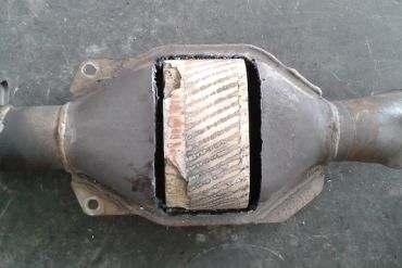 Викуп каталізатора RCFE7 Марка автомобіля Subaru     Вставка каталізатора Кераміка Тип палива Бензин