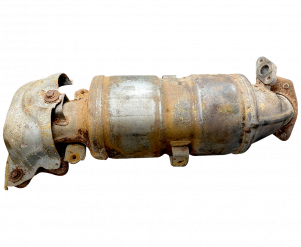 Викуп каталізатора 7Y1E0292/13560UF 7YE0826/16360UR Марка автомобіля Honda     Вставка каталізатора Кераміка Тип палива Бензин
