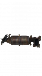 Викуп каталізатора NEW CIVIC 09 Марка автомобіля Honda     Вставка каталізатора Кераміка Тип палива Бензин