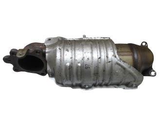 Викуп каталізатора NEW CIVIC AE AEYE1BR Марка автомобіля Honda     Вставка каталізатора Кераміка Тип палива Бензин