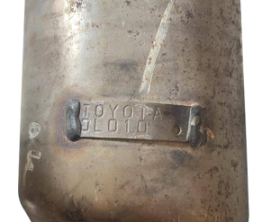 Викуп каталізатора 0L010 D4D Марка автомобіля Toyota     Вставка каталізатора Кераміка Тип палива Бензин