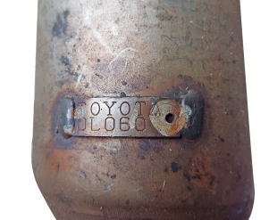 Викуп каталізатора 0L060 D4D Марка автомобіля Toyota     Вставка каталізатора Кераміка Тип палива Бензин