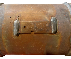 Викуп каталізатора 0V070 Марка автомобіля Toyota     Вставка каталізатора Кераміка Тип палива Бензин