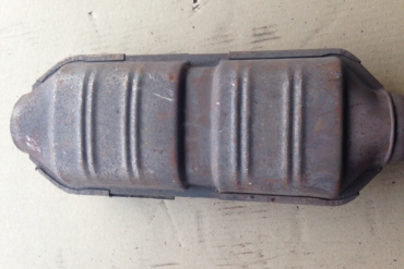 Викуп каталізатора 25104596 GM DOUBLE AC Марка автомобіля General Motors     Вставка каталізатора Кераміка Тип палива Бензин Каталітична марка AC