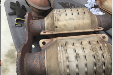 Викуп каталізатора 25129880 Марка автомобіля General Motors     Вставка каталізатора Кераміка Тип палива Бензин