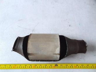 Викуп каталізатора PA1 Марка автомобіля Toyota   Рік автомобіля 2013|2014|2015|2016|2017 Вставка каталізатора Кераміка Тип палива Бензин