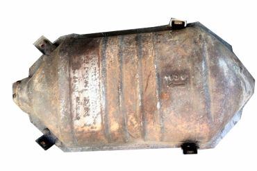 Викуп каталізатора C 64 Марка автомобіля Renault Модель автомобіля Renault Megane 1.6   Вставка каталізатора Кераміка Тип палива Бензин