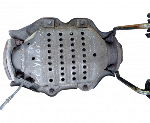 Викуп каталізатора 89425-25020 Марка автомобіля Toyota     Вставка каталізатора Кераміка Тип палива Бензин