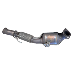 Викуп каталізатора G1FY-5E211-RF 61FY-5E211-RF FoMoCo Марка автомобіля Ford Модель автомобіля Ford Focus RS 2.3 EcoBoost   Вставка каталізатора Кераміка Тип палива Бензин Каталітична марка FoMoCo