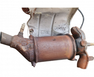 Викуп каталізатора 1S5X-5G232-BF 1334412 FoMoCo Марка автомобіля Ford     Вставка каталізатора Кераміка Тип палива Бензин Каталітична марка FoMoCo