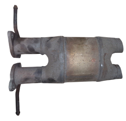 Викуп каталізатора CA5A-5F297-BA  FoMoCo Марка автомобіля Ford     Вставка каталізатора Кераміка Тип палива Бензин Каталітична марка FoMoCo