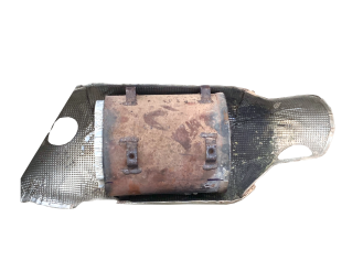 Викуп каталізатора DG13-5E258-AB  FoMoCo Марка автомобіля Ford     Вставка каталізатора Кераміка Тип палива Бензин Каталітична марка FoMoCo