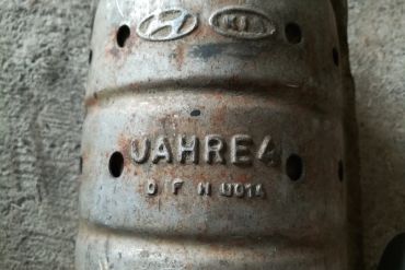 Викуп каталізатора UAHRE4 Марка автомобіля Hyundai|Kia     Вставка каталізатора Кераміка Тип палива Бензин