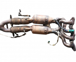 Викуп каталізатора AV61-5F297-AC Марка автомобіля Ford Модель автомобіля Ford Focus III - 1.6i Рік автомобіля 2015|2016|2017|2018 Вставка каталізатора Кераміка Тип палива Бензин