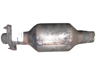 Викуп каталізатора DS71-5F297-AC Марка автомобіля Ford Модель автомобіля Ford Mondeo 1.6 Рік автомобіля 2015 Вставка каталізатора Кераміка Тип палива Бензин