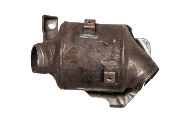 Викуп каталізатора CV21-5E211-BH Марка автомобіля Ford Модель автомобіля Ford Fiesta VI Рік автомобіля 2013|2014|2015|2016|2017 Вставка каталізатора Кераміка Тип палива Бензин